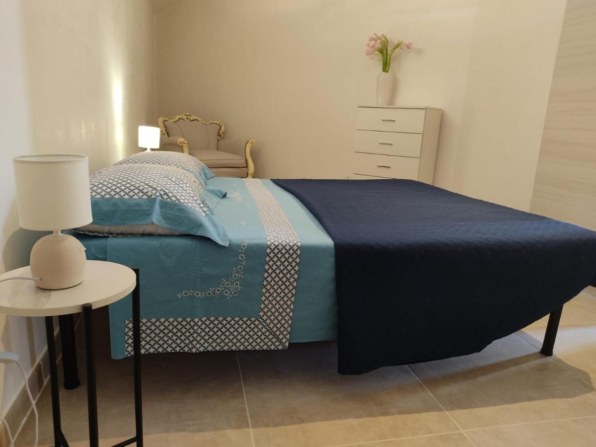 Brezza Di Mare Apartment Punta Secca Exterior foto