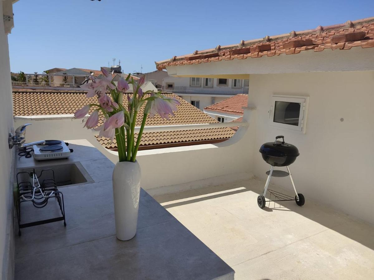 Brezza Di Mare Apartment Punta Secca Exterior foto